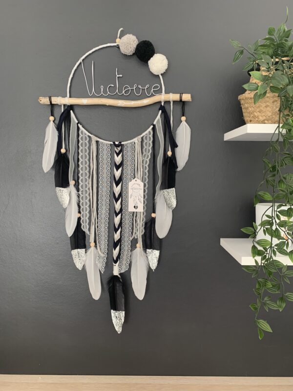 Attrape rêves prénom noir, gris et blanc – Image 2
