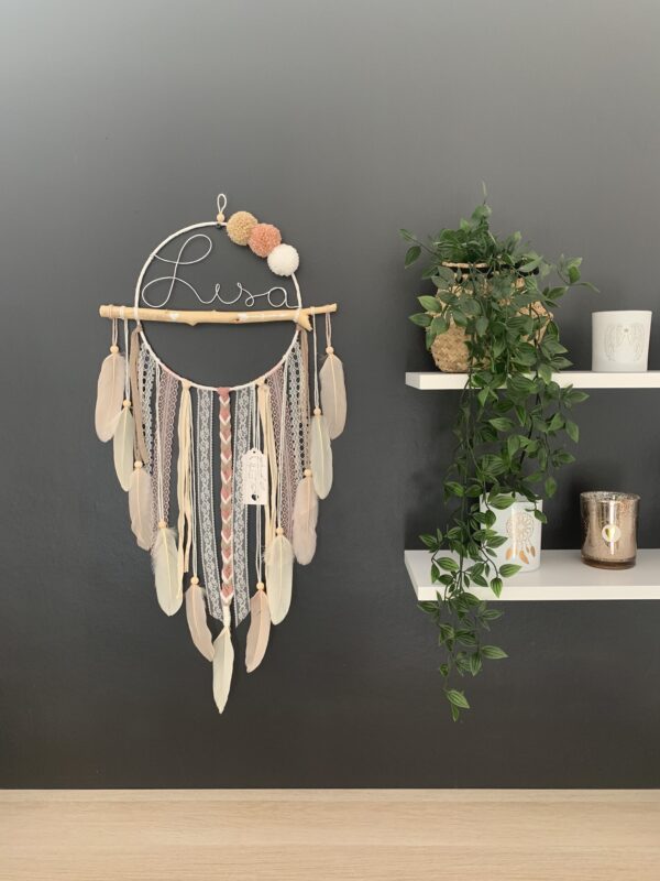 Attrape rêves prénom rose, beige et blanc