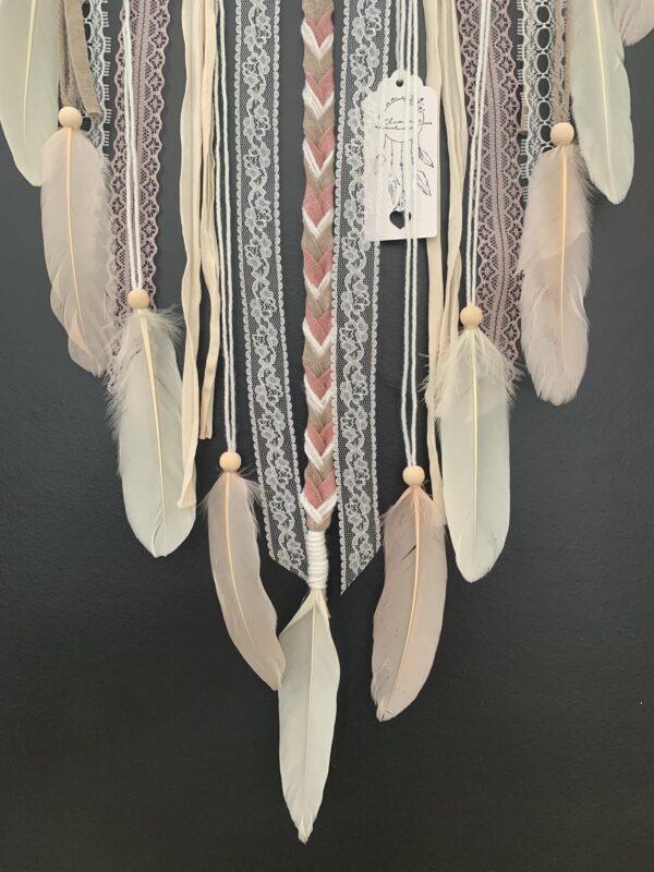 Attrape rêves prénom rose, beige et blanc – Image 3