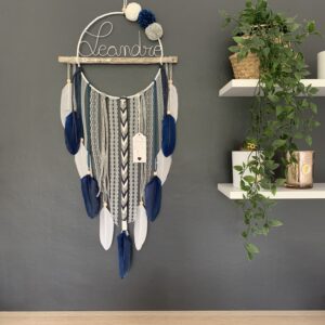 Attrape rêves prénom bleu marine, gris et blanc