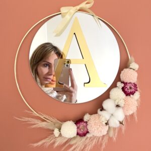 Couronne de fleurs séchées miroir et initial