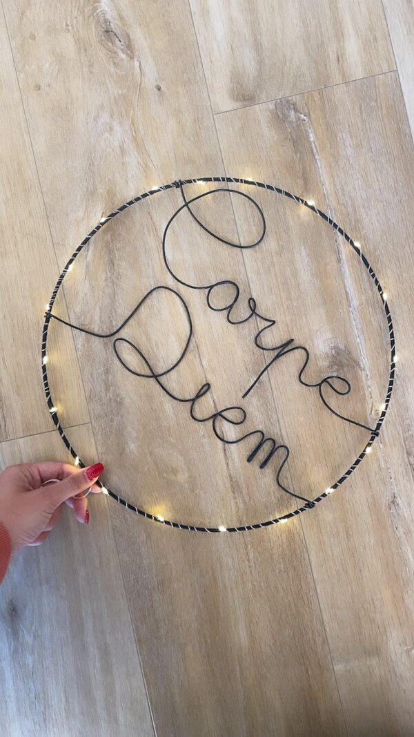 Couronne lumineuse minimaliste – Image 2
